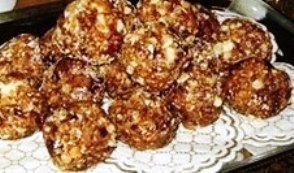 Lebanese Date Balls